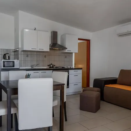 Josipovic 2 By Interhome Apartamento *