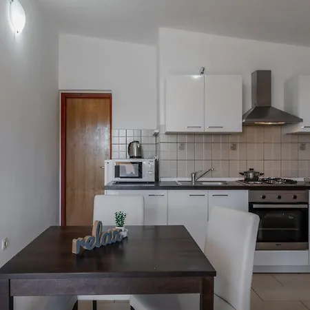 Josipovic 2 By Interhome Vir