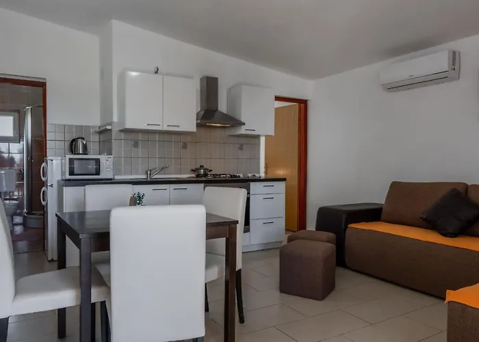 Josipovic 2 By Interhome Apartamento *