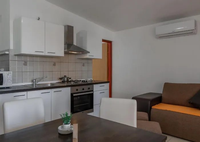 Josipovic 2 By Interhome