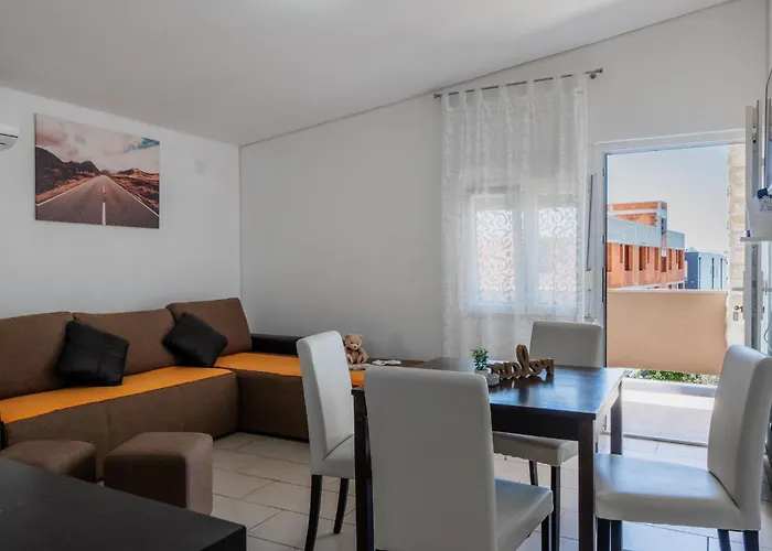 Josipovic 2 By Interhome Apartamento