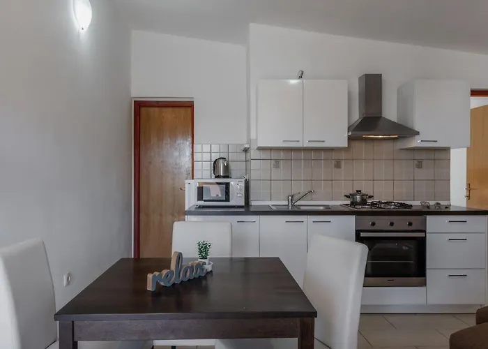 Josipovic 2 By Interhome Vir