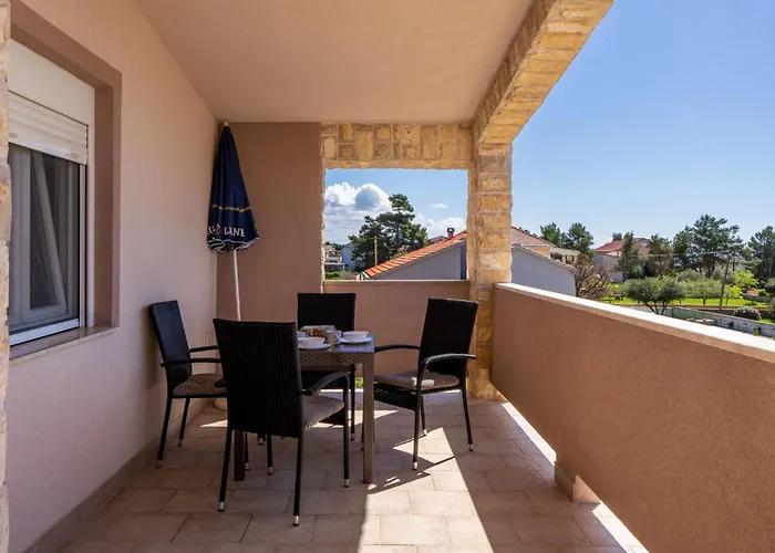 Josipovic 2 By Interhome Apartamento *